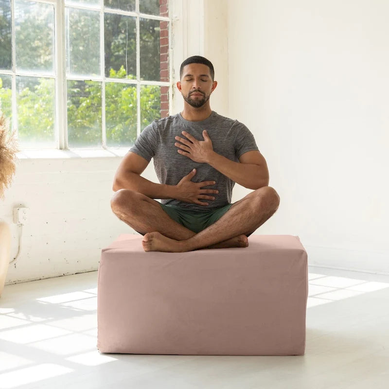 Verstellbare Yoga-Rampe aus Schaumstoff und Bettbank mit Microvelours-Bezug