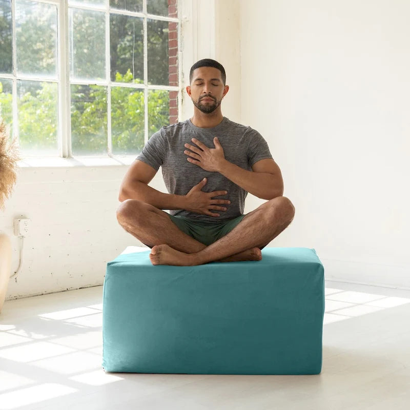 Verstellbare Yoga-Rampe aus Schaumstoff und Bettbank mit Microvelours-Bezug
