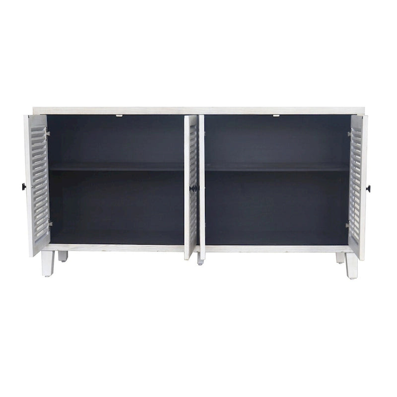 Weiß gekalktes Sideboard mit 4 Lamellentüren und verstellbaren Einlegeböden