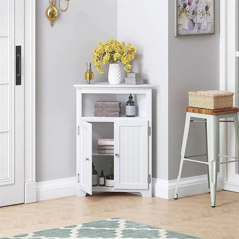 Armario esquinero pequeño de almacenamiento para baño con puertas y estantes ajustables - 13D x 23.4W x 32.7H